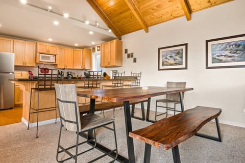 "Super clean house, lots of room, and overall we had an awesome stay." - Caleb