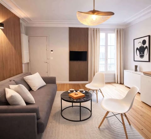 Perfect living room for families and friends, with TV and high-speed Wi-Fi
