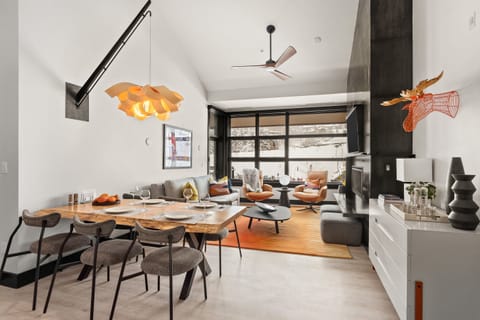 Dining Room/Living Room