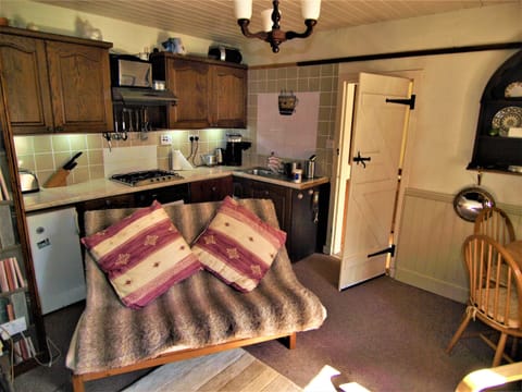 Open plan living space | Tigh na Maraiche, Isle of Jura