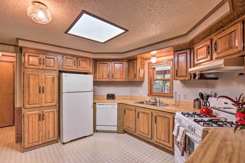 Fully Equipped Kitchen | Food Chopper