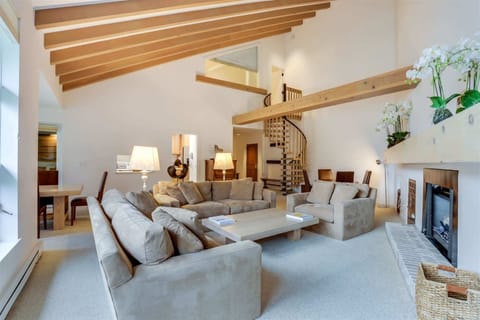 Living Room, Gas Fire Place, Mountain Views
