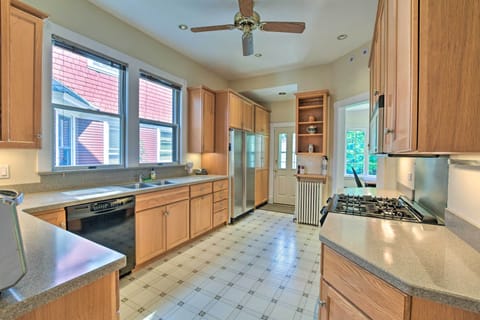 Kitchen | Fully Equipped | Cooking Basics