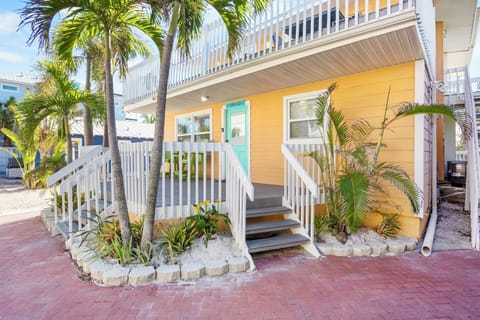 Inviting Entryway to Home