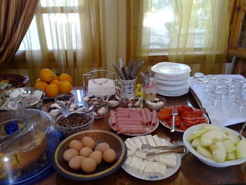 Breakfast meal