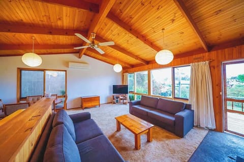 Spacious family room with comfy couches, wi for the kids and wi-fi.