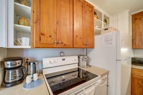 Kitchen | Coffee Maker | Cooking Basics