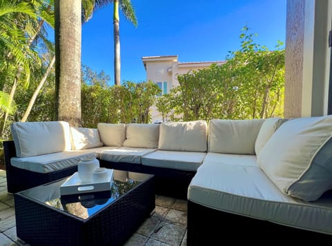Embrace nature's embrace! An inviting outdoor living room, where relaxation and natural beauty unite. 