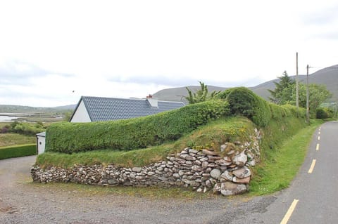 Tigin Mamo Holiday Cottage, Glenbeigh, County Kerry