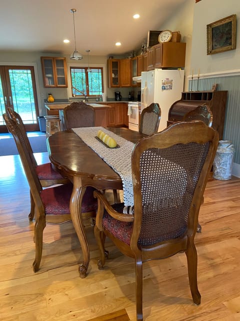 Large family size dining table seats 6