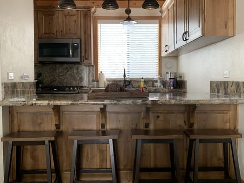 Kitchen bar (also a dining table that seats 6)