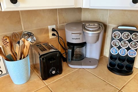Brew your favorite Keurig coffee blend in the combination Keurig coffee maker