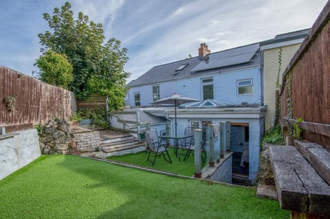 Cambrian Cottage - 3 Bedroom Cottage - Tenby (6368)