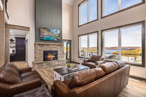 Welcome to Paradise Peak #6!