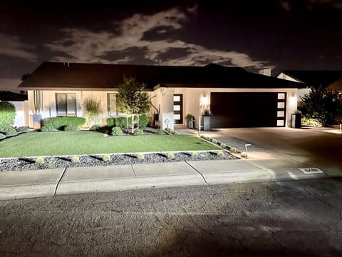 Evening landscaping front & back is stunning !
All turf so always perfect !