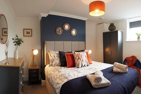 This is the Main bedroom. Always a king size bed.