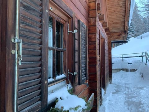 Gipper, Almhütte - hut with 4 bedrooms/ shower, WC Cabin in Carinthia, Austria