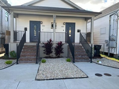 Beautifully landscaped front duplex. When you rent you get the entire home, both sides sleeps 10-12