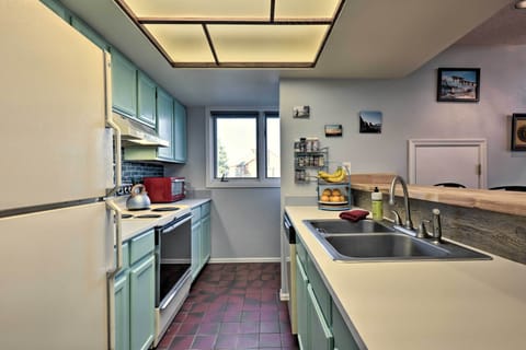 Kitchen | Drip Coffee Maker | Crockpot | 1st Floor