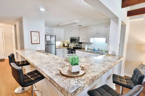 A view of the kitchen!