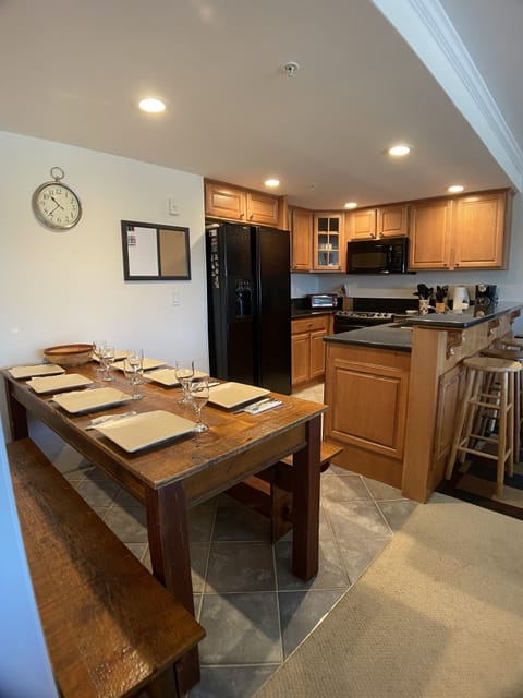 Dining table pulls out and can seat 8