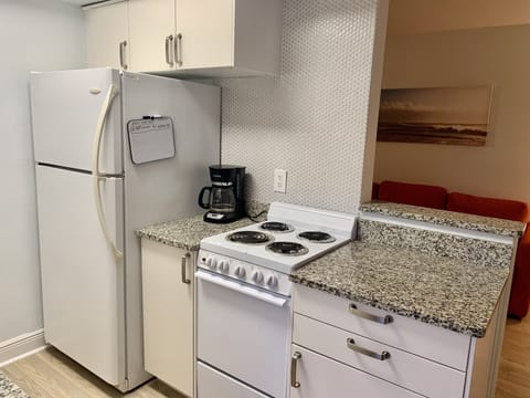 Lot’s of prep space and granite countertops 