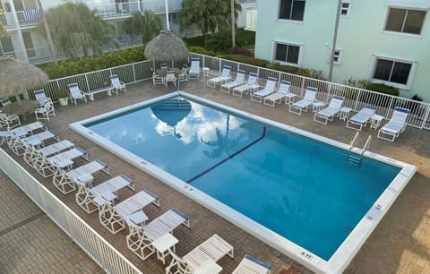 Large deep heated pool