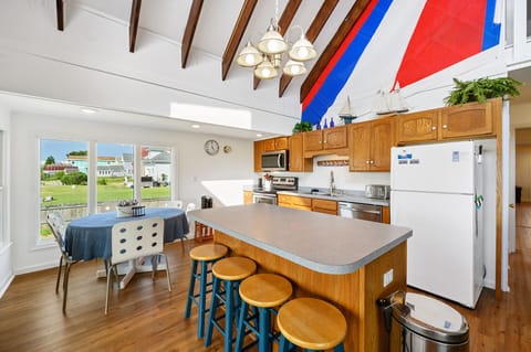 Well-Stocked Kitchen has all you need.