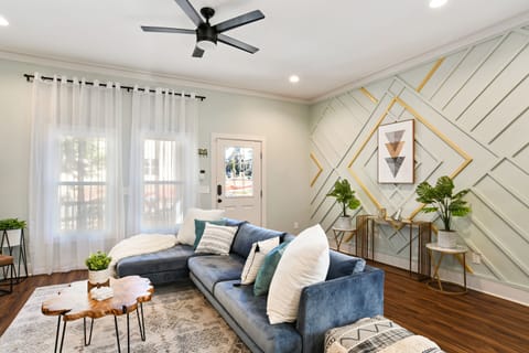 See reviews - Airbnb.com/h/atlboho