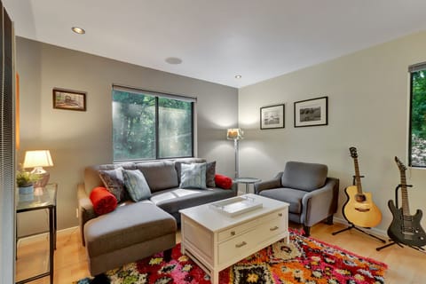 Living room with internet connected TV and pull out sofa (full size)
