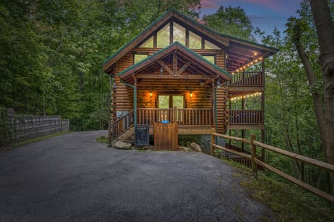 Whispering Canyon at dusk. Sit out on the decks to enjoy the cool evening air.