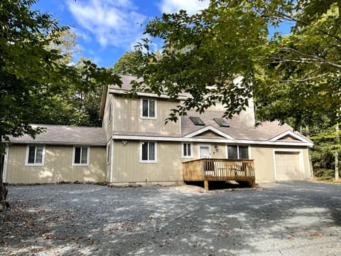 Exterior Front. Huge Driveway.