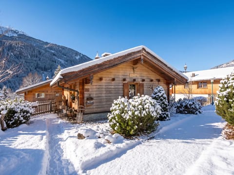 Holiday Home Exterior [winter]