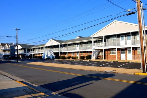 825 Plymouth Place Unit 12