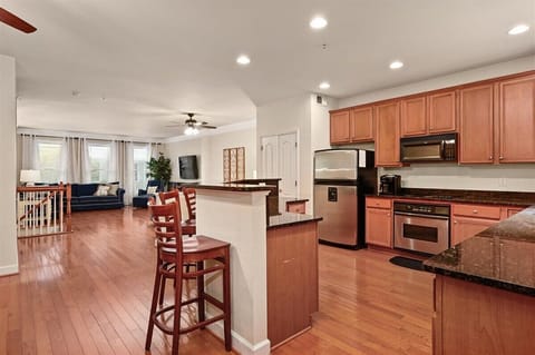 2nd Kitchen and Dining (2)