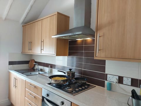 Cooker with Extraction hood