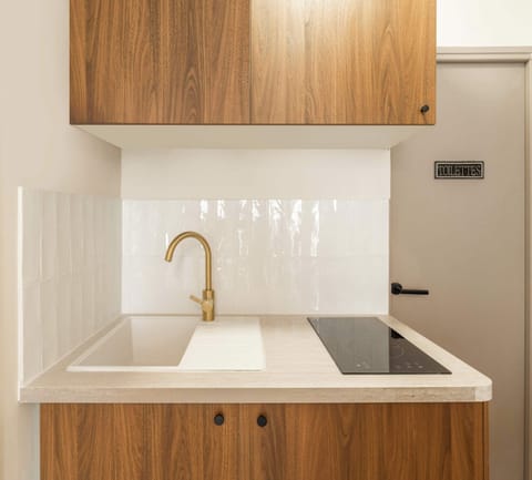 Multifunctional kitchenette area.