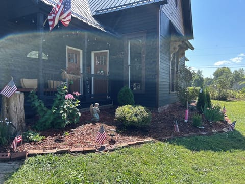 Front view of property