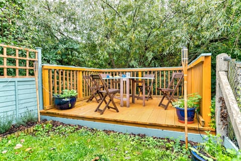 Upper Fisher House 009