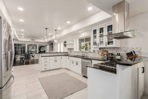 Fully stocked kitchen with state of the art stainless steel appliances