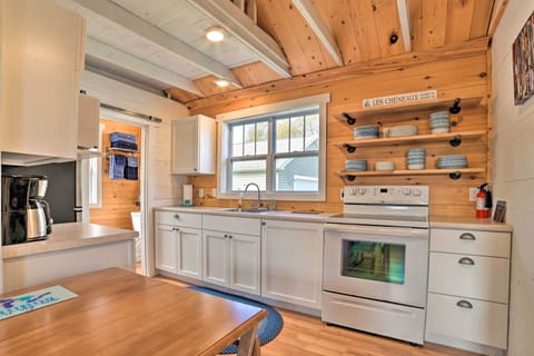 Well-Equipped Kitchen | Cooking Basics Provided