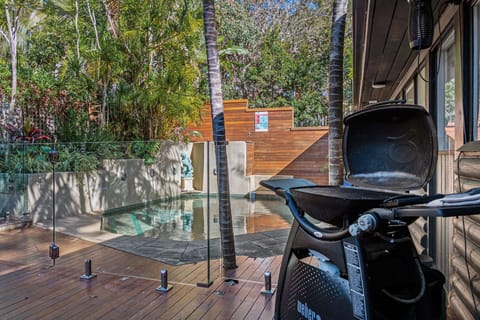 Pool-BBQ