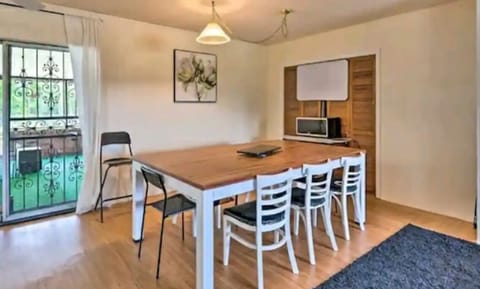 Dinning room with pool table conversion