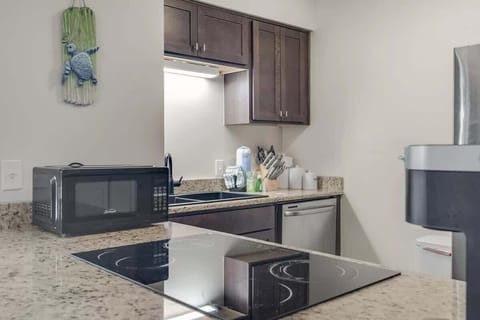 Please note: we do not have a standard oven, it is a cooktop only.