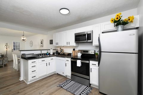 Here is our fully stocked kitchen, equipped with all the things you need to prepare great home cooked meals.