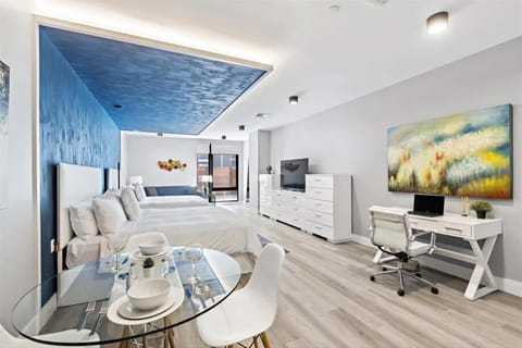 Apartment 208 - Professional Photos – Bronx – Jon - Studio Double King – Unit 3654