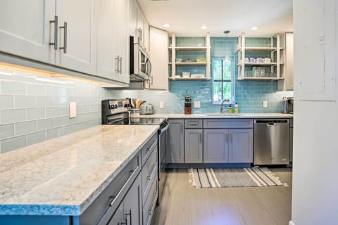 Kitchen | Fully Equipped