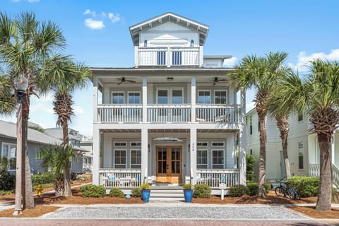 Welcome to Driftwood Dunes- Two Primary Bedrooms and Two Living Spaces