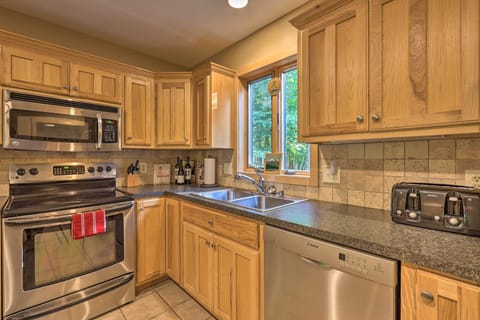 Kitchen | Coffee Maker | Toaster | Crock-Pot