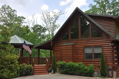 Cherokee Ridge Retreat, High On A Mountainside